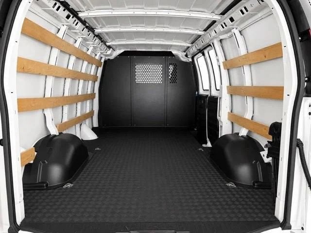 2025 GMC Savana Cargo Work Van