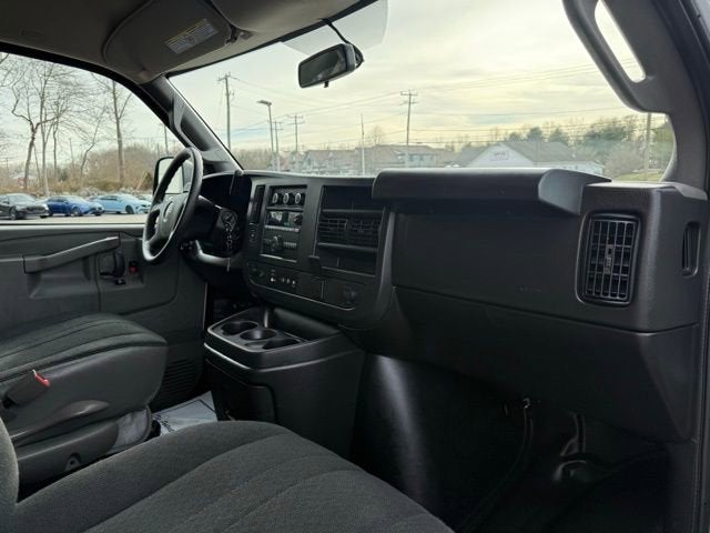 2024 GMC Savana Cargo 2500 Work Van