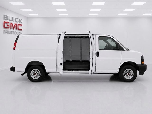 2025 GMC Savana Cargo Work Van