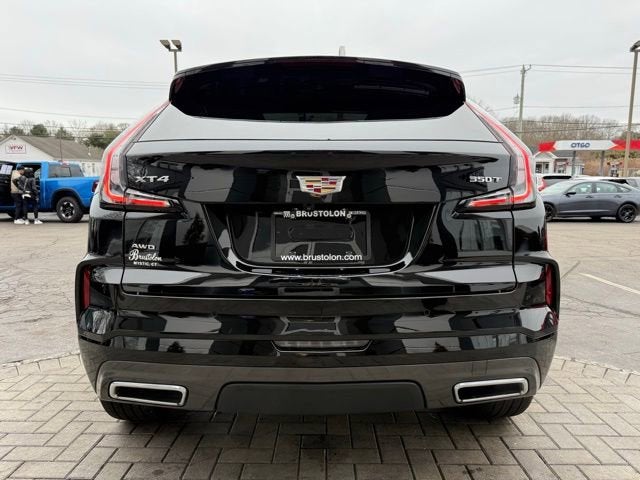 2024 Cadillac XT4 Sport