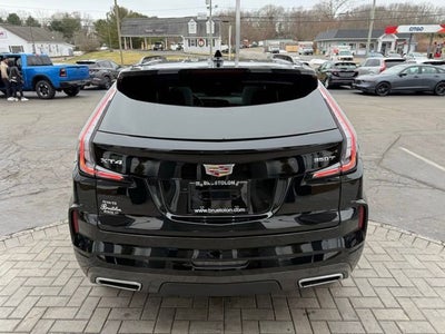 2024 Cadillac XT4 Sport
