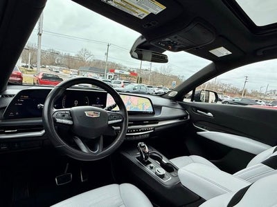 2024 Cadillac XT4 Sport