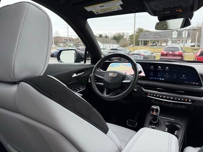 2024 Cadillac XT4 Sport