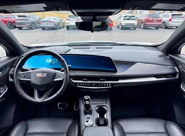 2024 Cadillac XT4 Sport