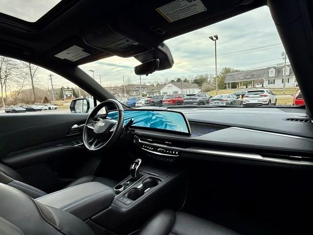 2024 Cadillac XT4 Sport