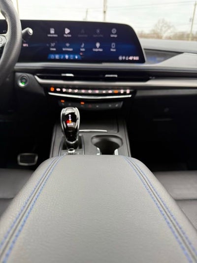 2024 Cadillac XT4 Sport