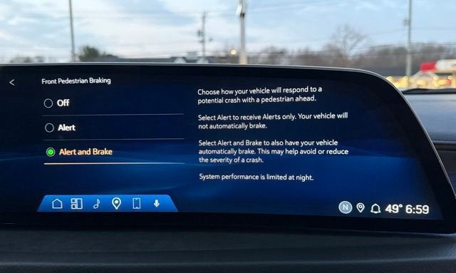 2024 Cadillac XT4 Sport