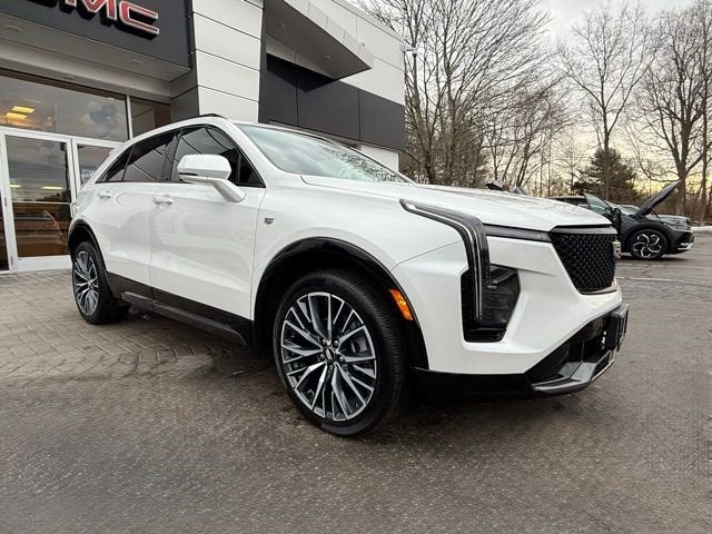 2024 Cadillac XT4 Sport