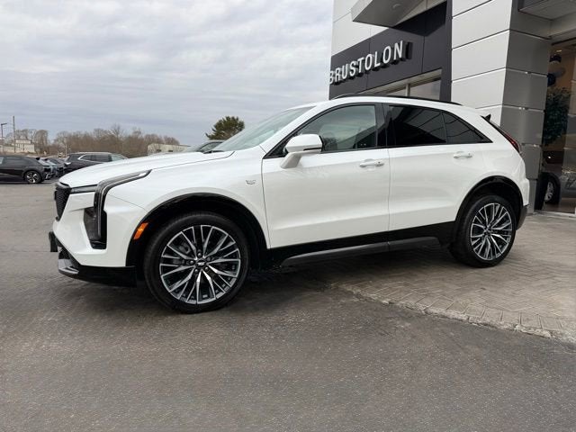 2024 Cadillac XT4 Sport
