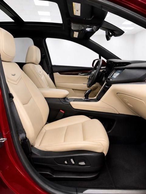 2017 Cadillac XT5 Luxury AWD