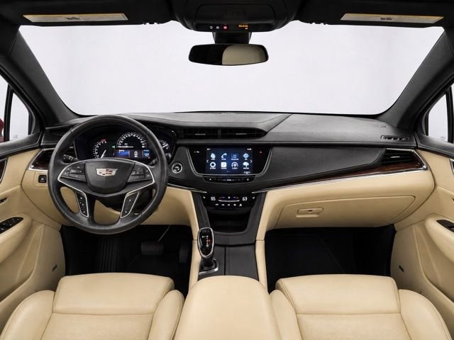 2017 Cadillac XT5 Luxury AWD