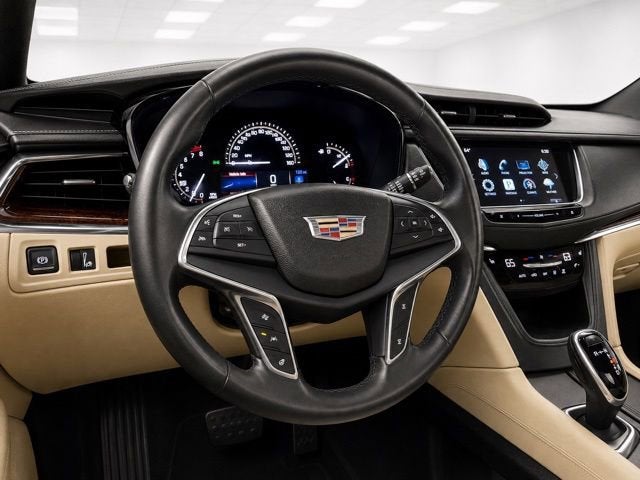 2017 Cadillac XT5 Luxury AWD