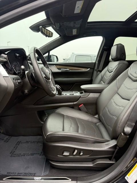 2023 Cadillac XT5 Premium Luxury