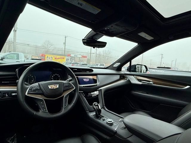 2023 Cadillac XT5 Premium Luxury