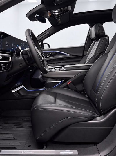 2025 Cadillac LYRIQ Luxury 1