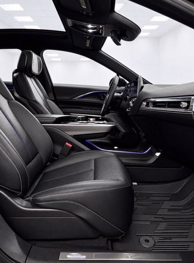 2025 Cadillac LYRIQ Luxury 1