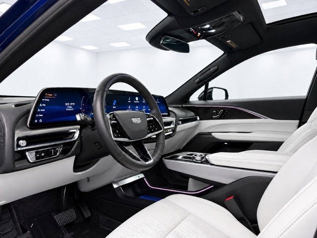 2024 Cadillac LYRIQ Luxury 1