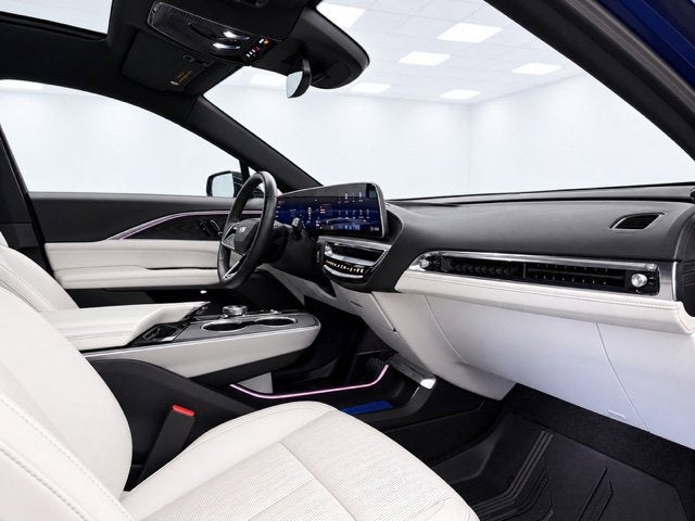 2024 Cadillac LYRIQ Luxury 1