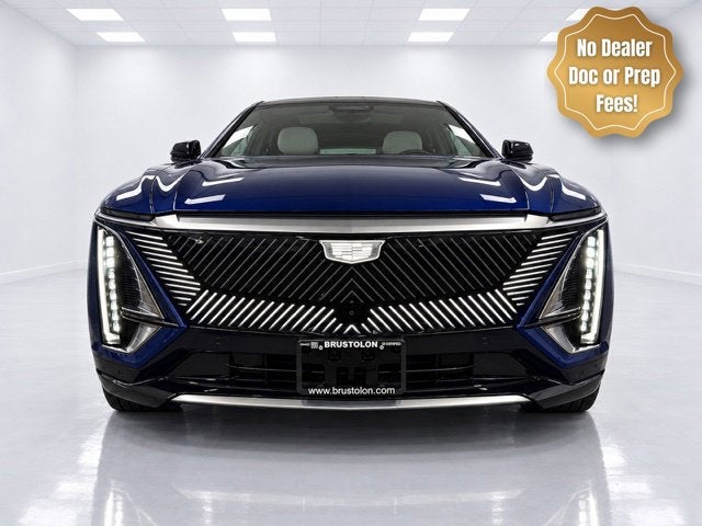 2024 Cadillac LYRIQ Luxury 1
