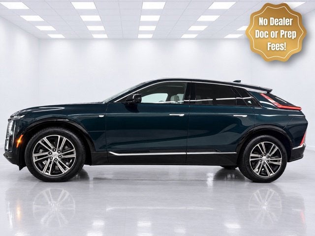 2024 Cadillac LYRIQ Luxury 1