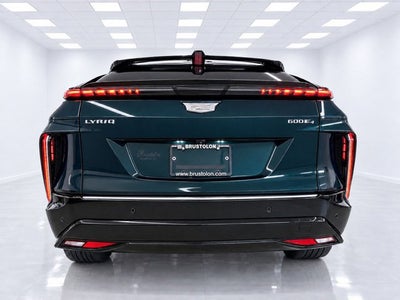 2024 Cadillac LYRIQ Luxury 1