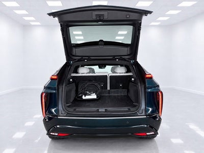2024 Cadillac LYRIQ Luxury 1