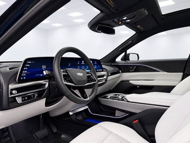 2024 Cadillac LYRIQ Luxury 1
