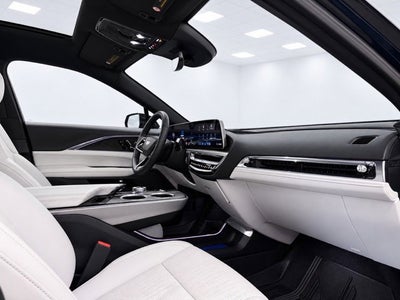 2024 Cadillac LYRIQ Luxury 1