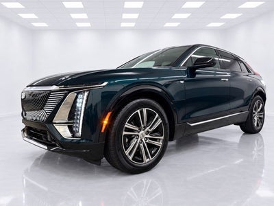 2024 Cadillac LYRIQ Luxury 1
