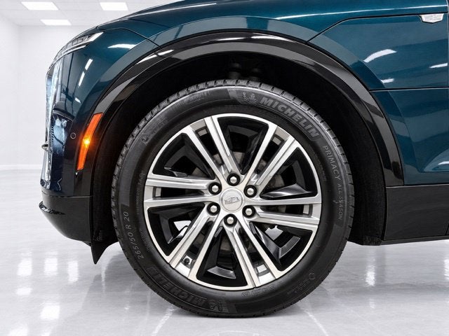 2024 Cadillac LYRIQ Luxury 1