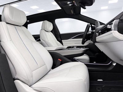 2024 Cadillac LYRIQ Luxury 1