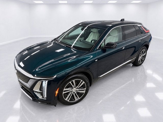 2024 Cadillac LYRIQ Luxury 1