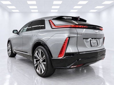 2024 Cadillac LYRIQ Luxury 3