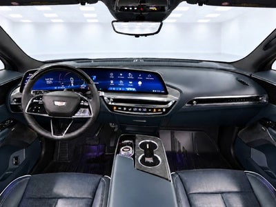 2024 Cadillac LYRIQ Luxury 3