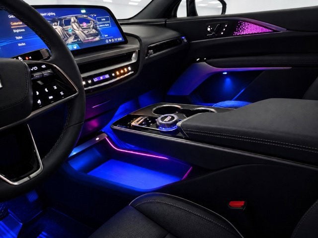 2024 Cadillac LYRIQ Luxury 3