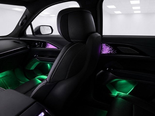 2024 Cadillac LYRIQ Luxury 3