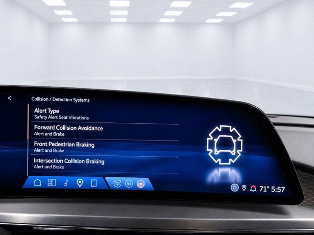2024 Cadillac LYRIQ Luxury 3