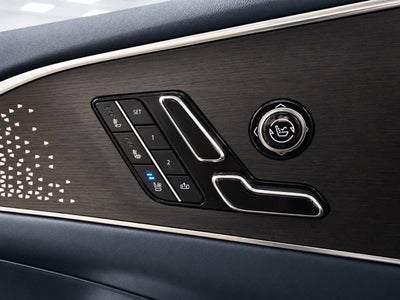 2024 Cadillac LYRIQ Luxury 3