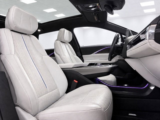 2024 Cadillac LYRIQ Sport 1