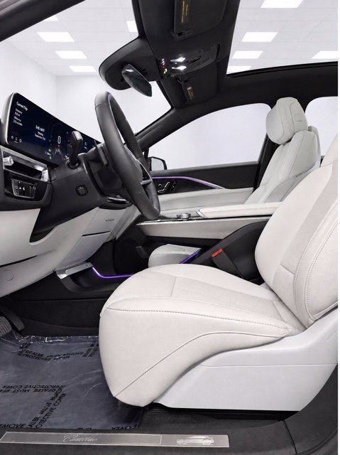 2024 Cadillac LYRIQ Sport 1