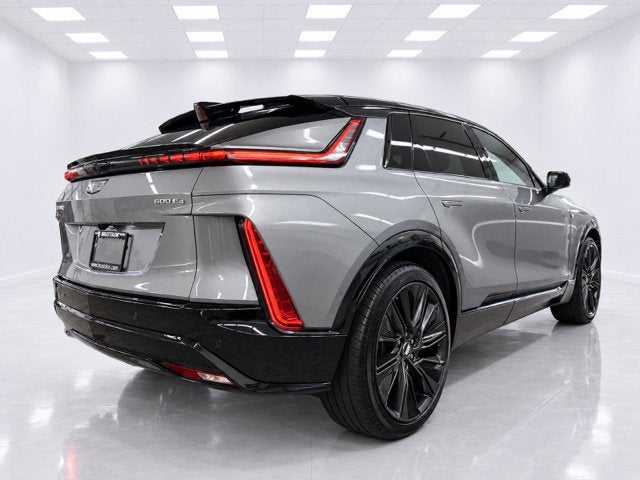 2024 Cadillac LYRIQ Sport 3