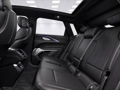 2024 Cadillac LYRIQ Sport 3