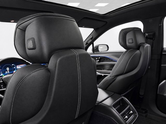 2024 Cadillac LYRIQ Sport 3