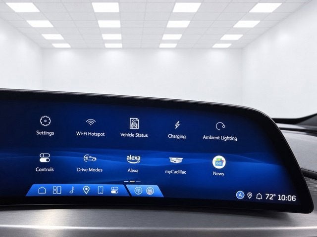 2024 Cadillac LYRIQ Sport 3