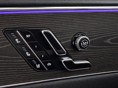2024 Cadillac LYRIQ Sport 3