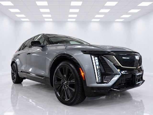 2024 Cadillac LYRIQ Sport 3