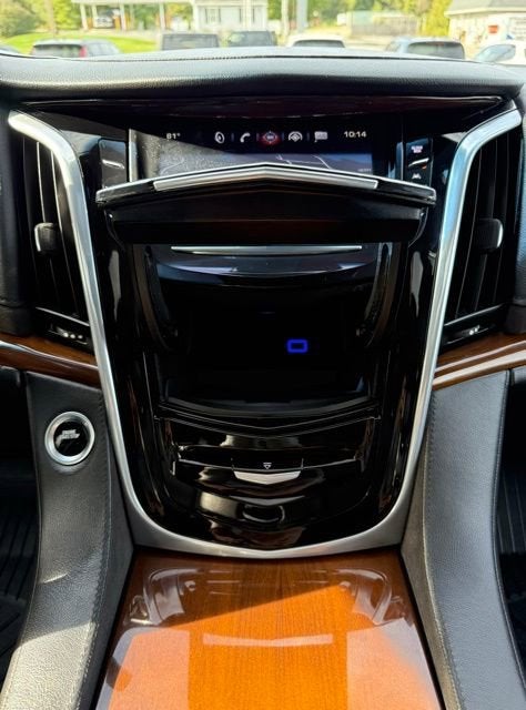 2020 Cadillac Escalade Premium Luxury
