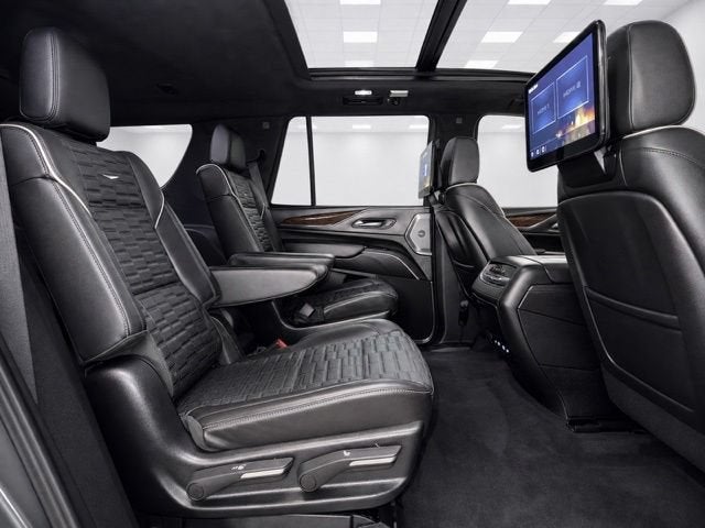 2023 Cadillac Escalade 4WD Sport Platinum
