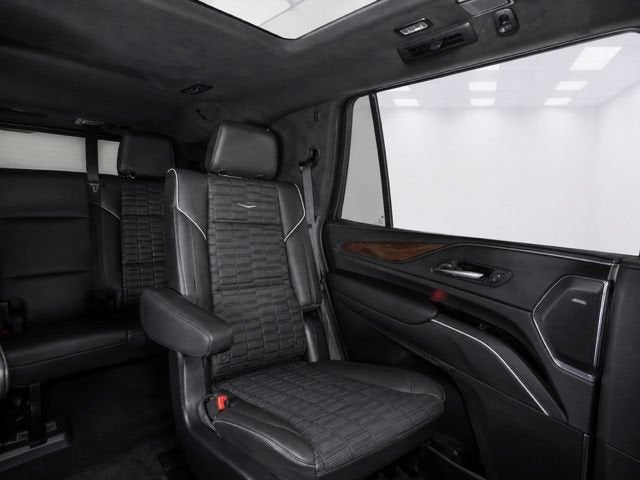 2023 Cadillac Escalade 4WD Sport Platinum