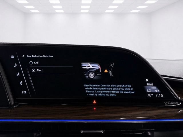 2023 Cadillac Escalade 4WD Sport Platinum
